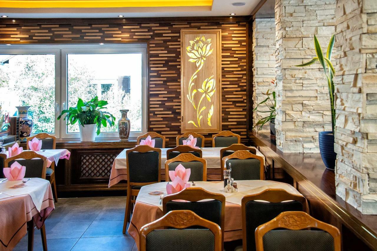 Gaststaette Lin Garden Hotel Untergruppenbach Kültér fotó
