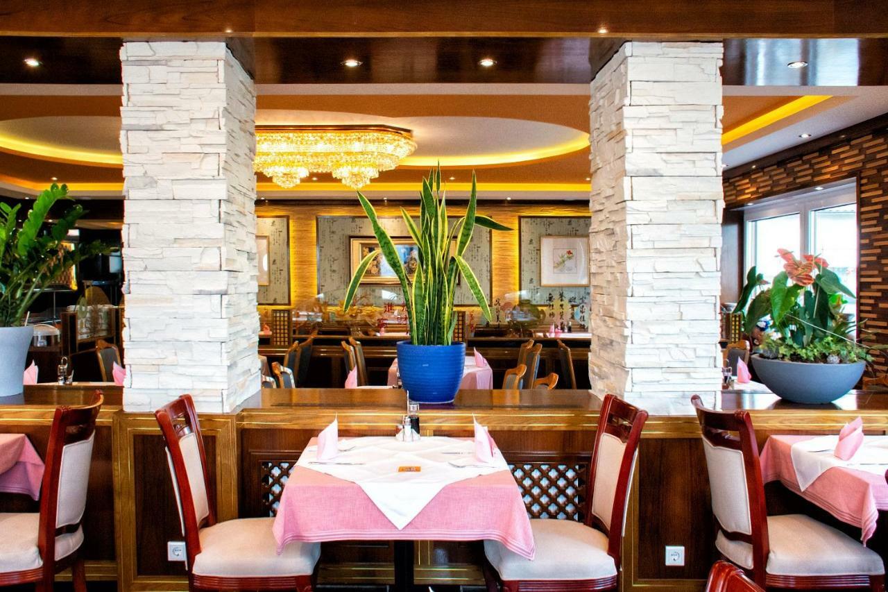 Gaststaette Lin Garden Hotel Untergruppenbach Kültér fotó