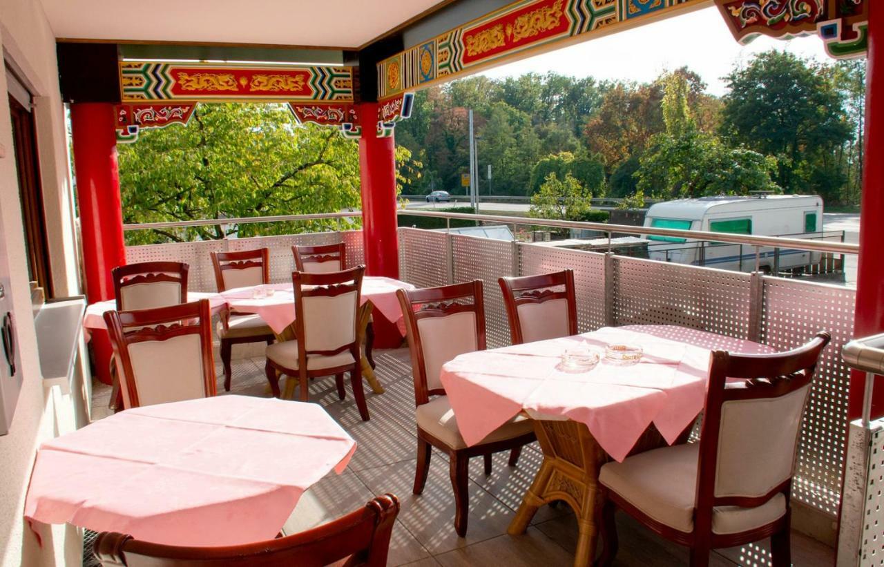 Gaststaette Lin Garden Hotel Untergruppenbach Kültér fotó