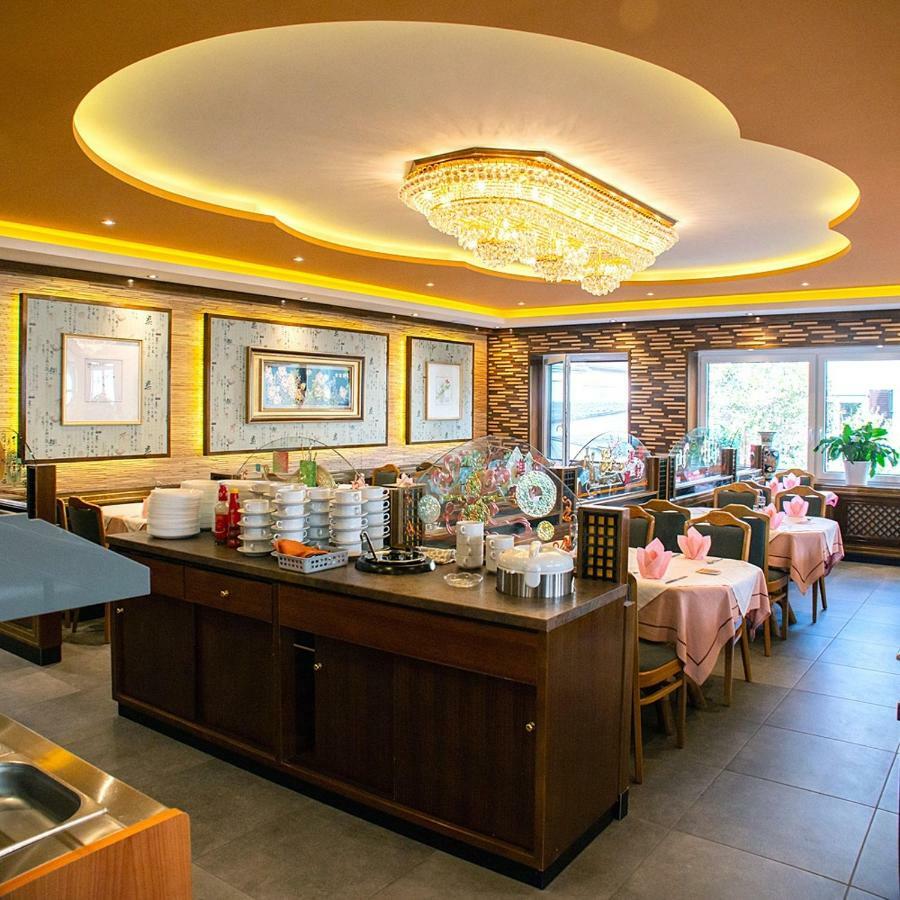 Gaststaette Lin Garden Hotel Untergruppenbach Kültér fotó
