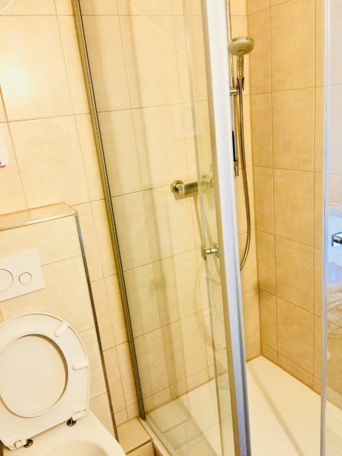 Gaststaette Lin Garden Hotel Untergruppenbach Kültér fotó